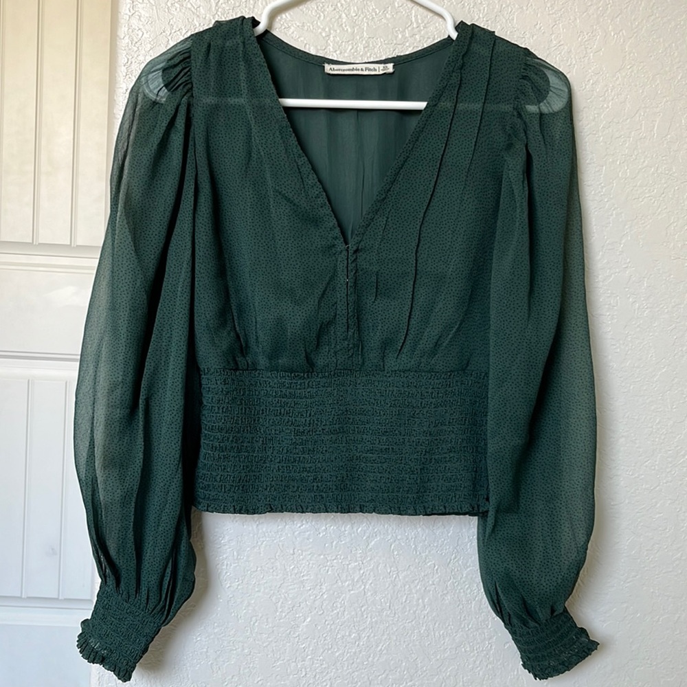Abercrombie & Fitch Sheer Puff Sleeved Blouse